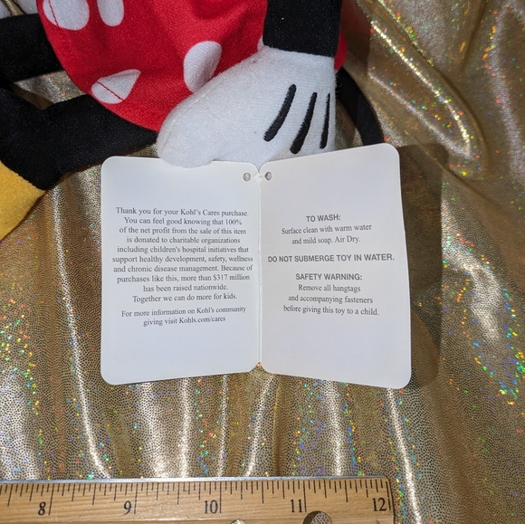 Minnie Mouse plush - NWT - Picture 7 of 7